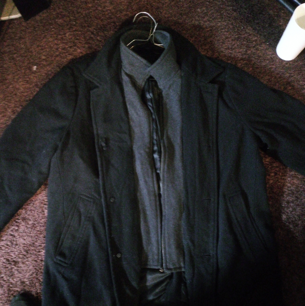 P coat - Picture 4 of 4